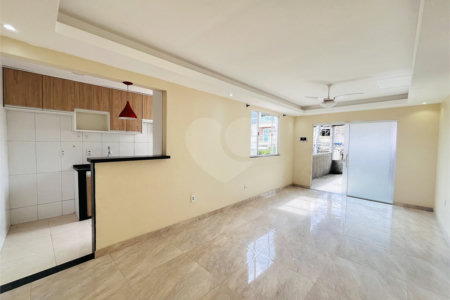 Casa à venda com 3 quartos em Campo Grande, Rio de Janeiro, RJ