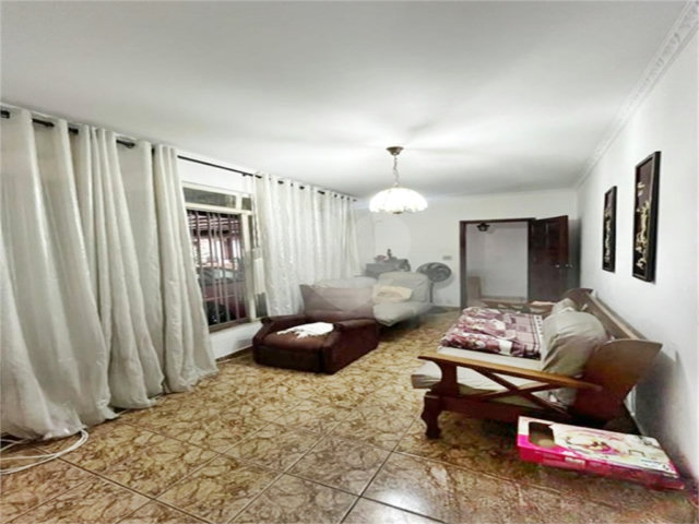 Sobrado à venda com 2 quartos em Santana, São Paulo, SP