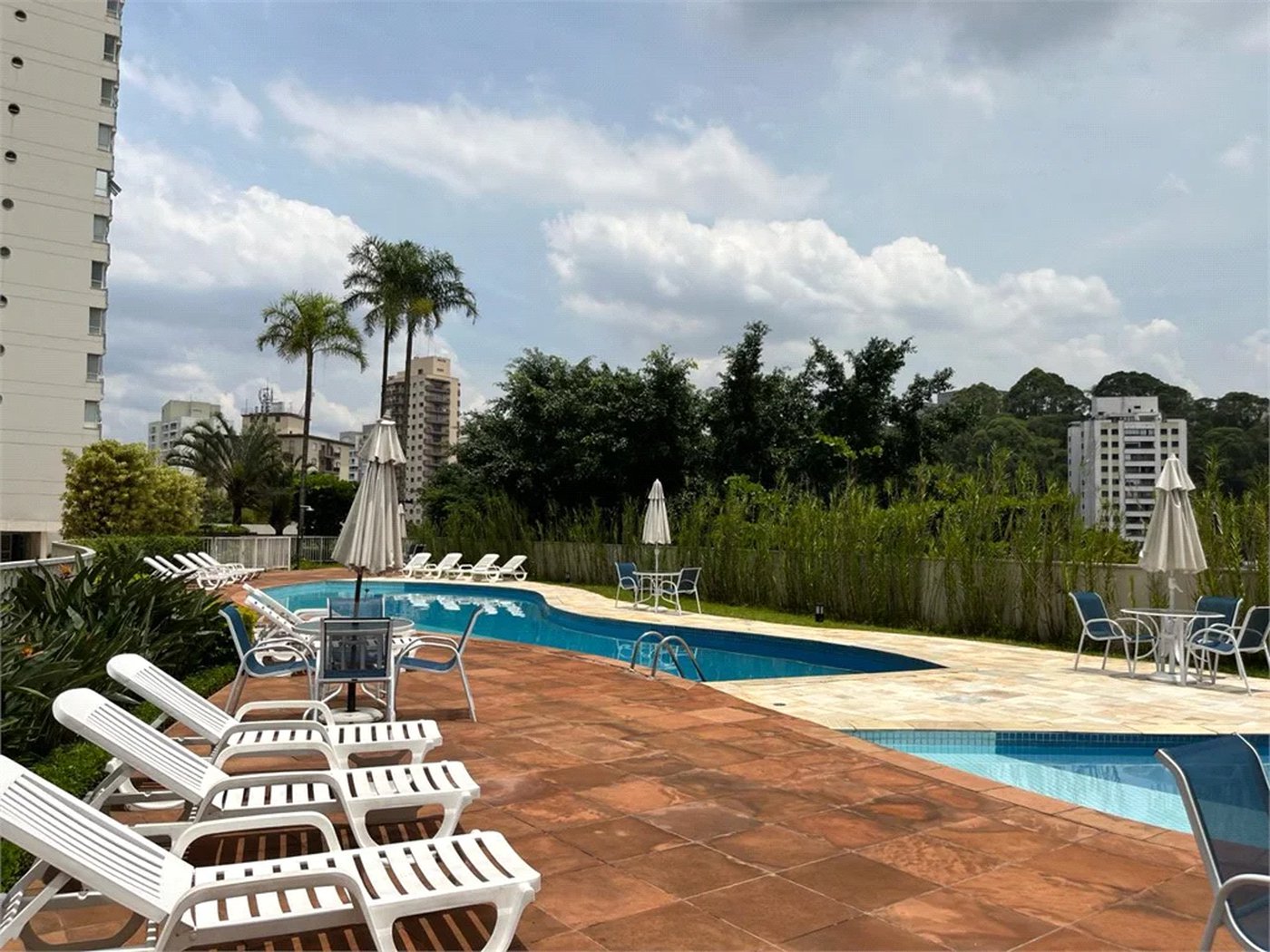 Apartamento à venda com 3 suítes em Vila Andrade, São Paulo, SP