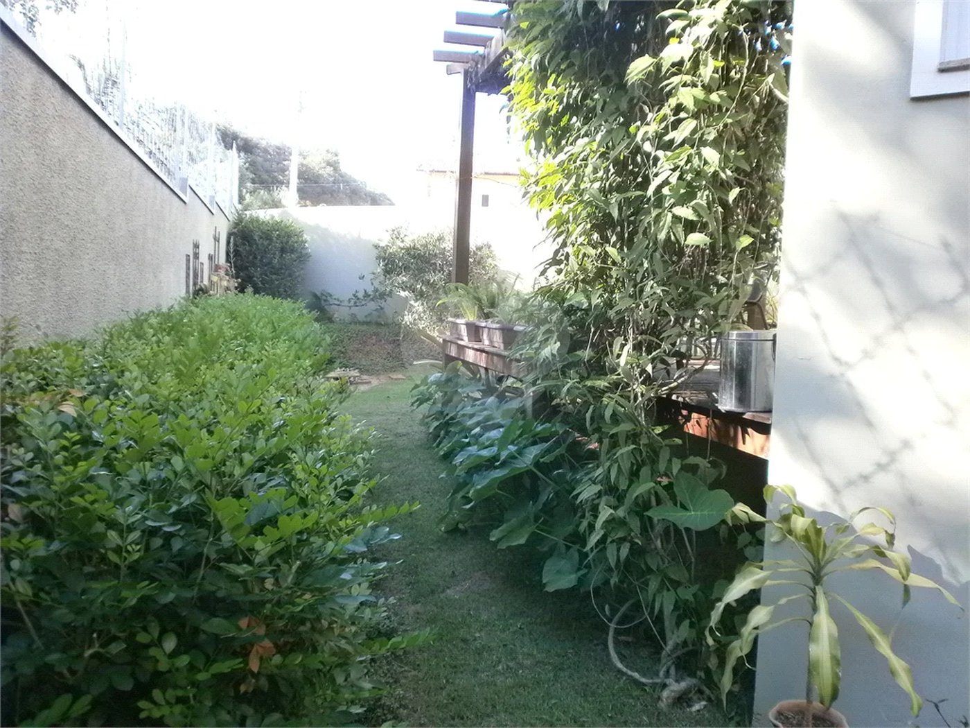 Casa à venda com 3 suítes em Bosque, Vinhedo, SP