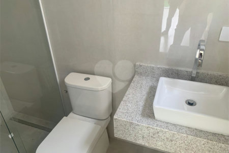 Casa à venda com 3 suítes no condomínio Quadra Real, Atibaia - SP