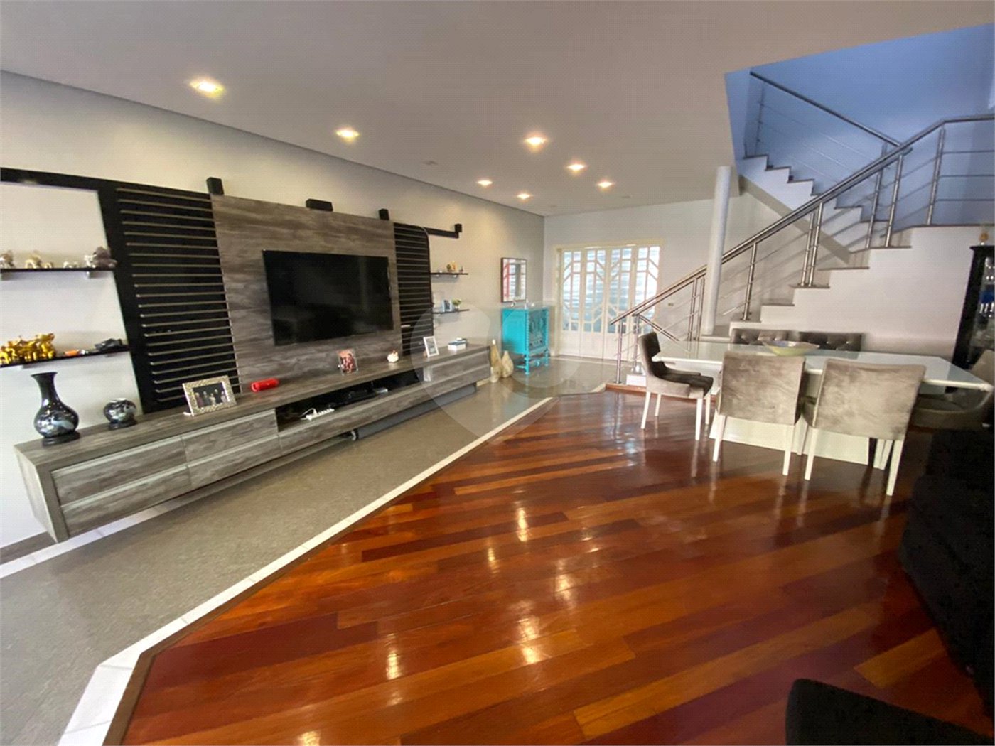 Casa à venda com 4 suítes em Tremembé, São Paulo, SP