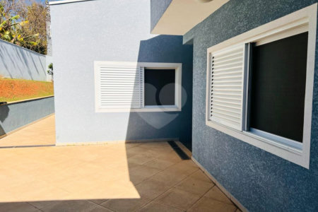 Casa à venda com 3 suítes no Centro, Bom Jesus dos Perdões, SP