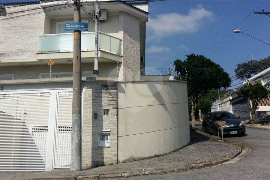 Sobrado à venda com 3 suítes em Santa Teresinha, São Paulo, SP