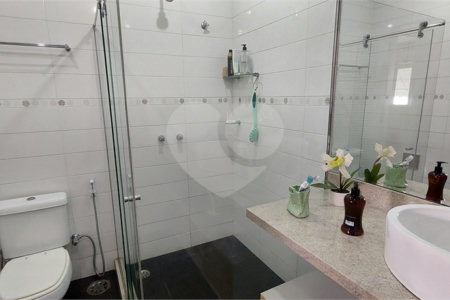 Casa de Vila à venda com 3 quartos, sendo 1 suíte,  em Tijuca, Rio de Janeiro, RJ