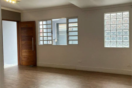 Casa à venda com 3 suítes em Vila Morse, São Paulo, SP