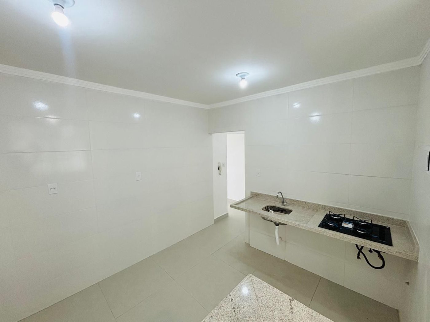 Apartamento com 2 dormitórios à venda, 85 m² por R$ 680.000,00 - Pompéia - Santos/SP