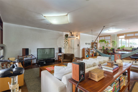 Apartamento à venda com 2 quartos em Alto da Boa Vista, São Paulo, SP