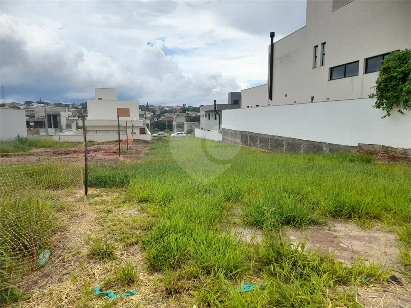 Terreno à Venda no Condomínio Faber IV – São Carlos/SP