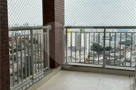 Apartamento com 246m² , 4 dormitórios , sendo 2 suítes , 4 vagas de garagem , à venda na Penha.