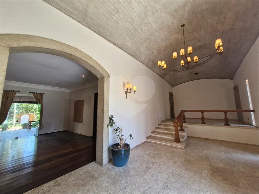 Casa à venda ou para alugar com 4 suítes em Alto da Boa Vista, São Paulo, SP