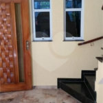Casa com 400m², 2 dormitórios, 2 vagas de garagem, à venda na Vila Matilde.