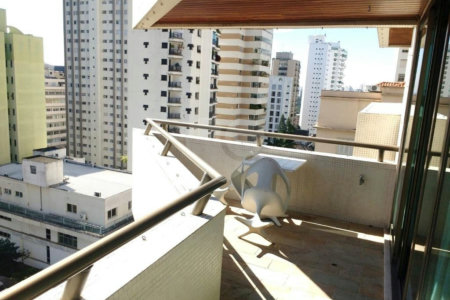 Apartamento na Aclimação