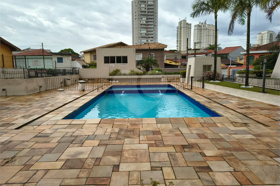 Apartamento com 2 Dormitórios , amplo com 77 metros e com vaga de garagem fixa