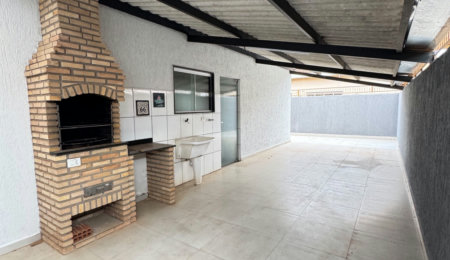 Casa para alugar com 3 quartos, sendo 1 suíte,  em Santos Dumont, Três Lagoas, MS