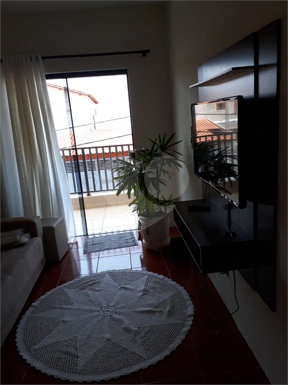 Sobrado à venda com 3 quartos em Jardim Bicão, São Carlos, SP