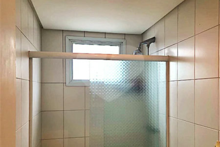 Apartamento na Chácara Inglesa com 2 dormitórios (1 suite), varanda, vista livre e vaga