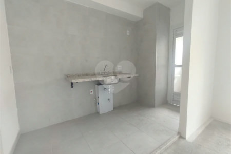 Ótimo apartamento com 58m², 2 quartos, varanda e 1 vaga de garagem próximo ao Hospital A. C. Camargo na Liberdade!