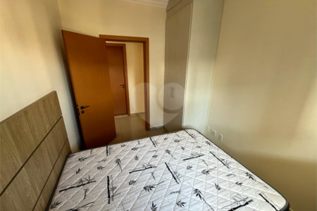 Apartamento mobiliado com 2 dormitórios sendo 1 suíte