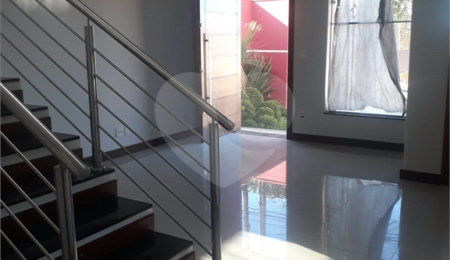 Casa à venda com 3 quartos, sendo 1 suíte, em Parque Fehr, São Carlos, SP