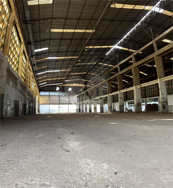Excelente Galpão comercial para empresas disponível para venda e locação em Piracicaba - SP.