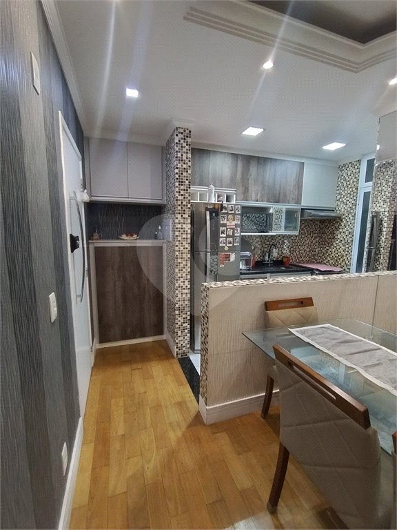 Apartamento à venda com 3 quartos, sendo 1 suíte, em Umuarama, Osasco, SP