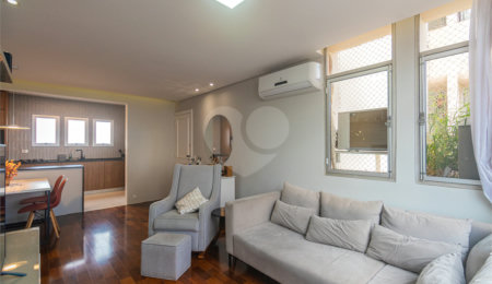Apartamento à venda com 3 quartos, sendo 1 suíte,  em Alto da Boa Vista, São Paulo, SP