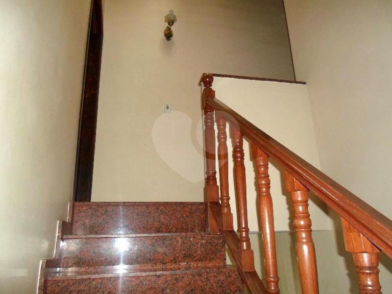 Sobrado à venda com 3 suítes em Vila Galvão, Guarulhos, SP