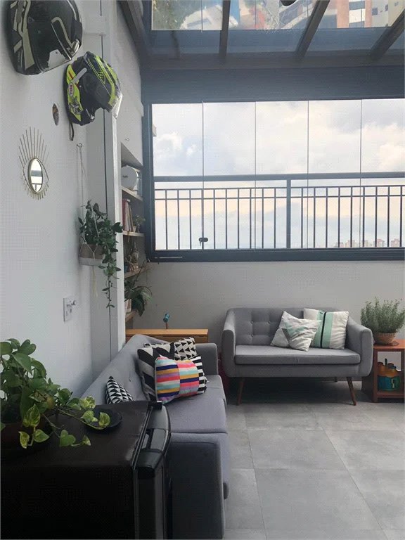 Apartamento à venda com 3 quartos, sendo 1 suíte,  em Jardim Parque Morumbi, São Paulo, SP