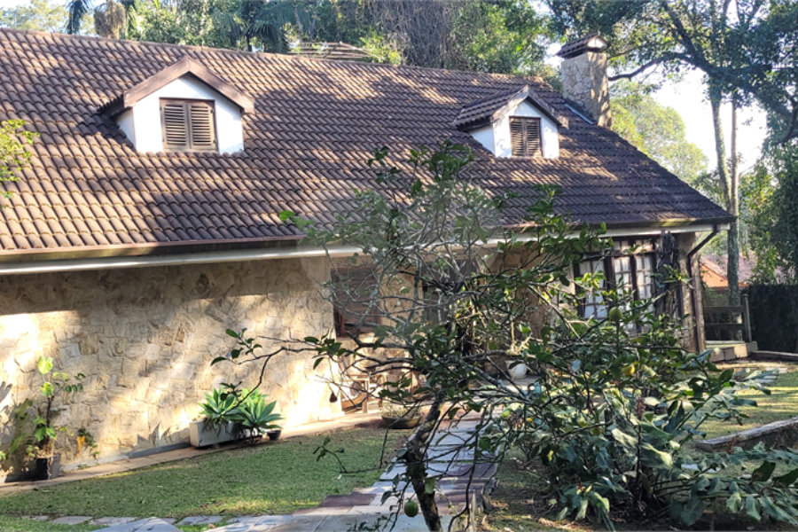Casa à venda com 3 suítes no condomínio Jardim da Montanha I, Mairiporã - SP