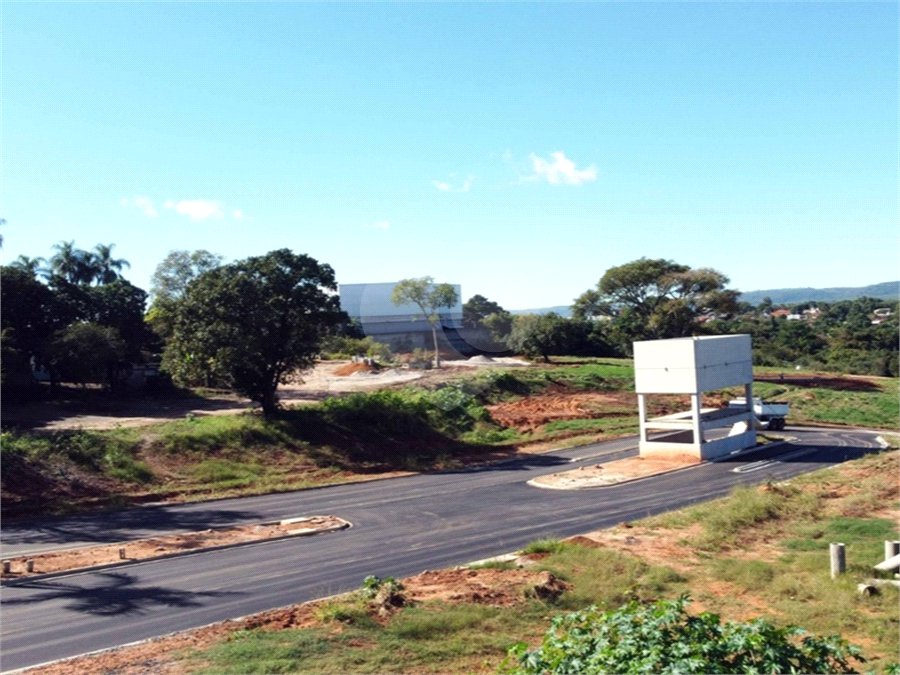 Terreno à venda no condomínio Loteamento Reserva dos Lagos, Sorocaba - SP