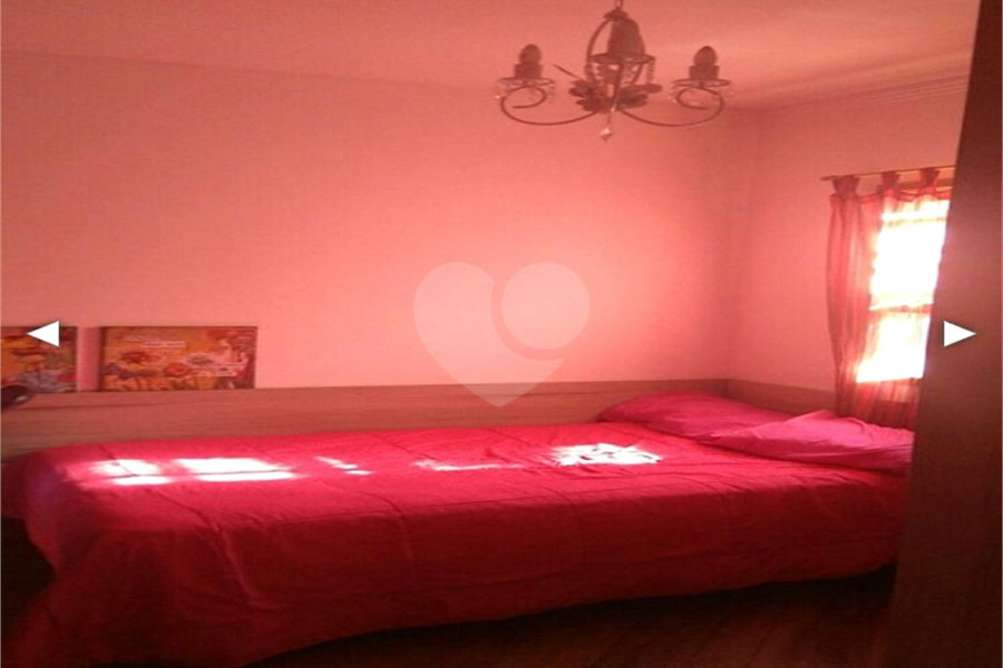 Condomínio à venda com 3 quartos, sendo 1 suíte,  em Horto Florestal, São Paulo, SP