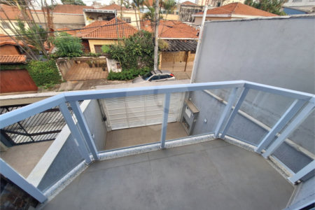 Sobrado à venda com 3 quartos, sendo 1 suíte, em Parque Vitória, São Paulo, SP