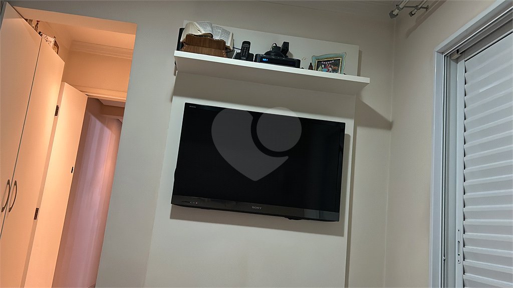Apartamento à venda com 2 quartos, sendo 1 suíte, em Vila Firmiano Pinto, São Paulo, SP