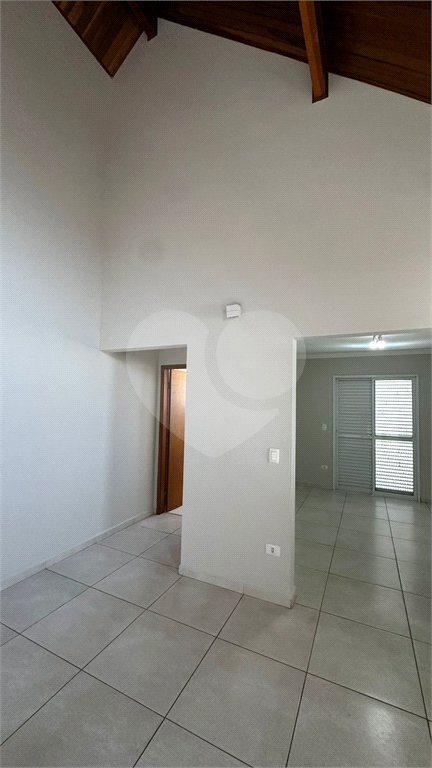 Apartamento para alugar com 3 quartos, sendo 1 suíte, em Atibaia Jardim, Atibaia, SP