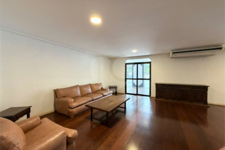 Apartamento à venda com 5 quartos, sendo 3 suítes, em Tijuca, Rio de Janeiro, RJ