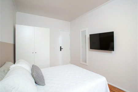 Apartamento à venda com 4 quartos, sendo 2 suítes, em Pinheiros, São Paulo, SP