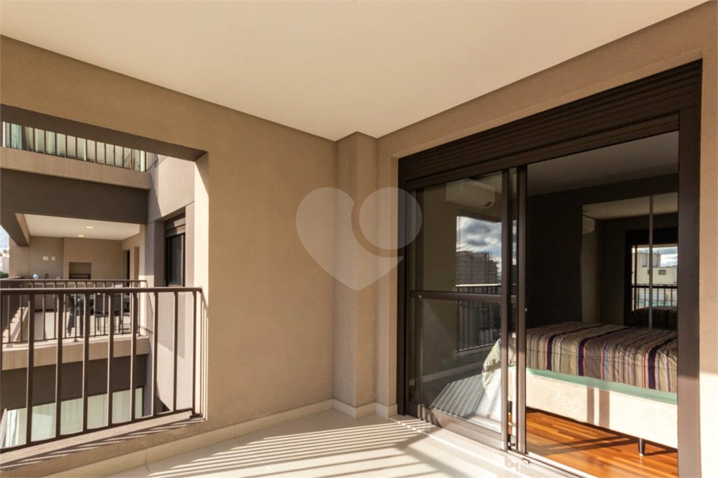 Apartamento à Venda na Vila Mariana com 163m², 3 Suítes e Varanda Gourmet