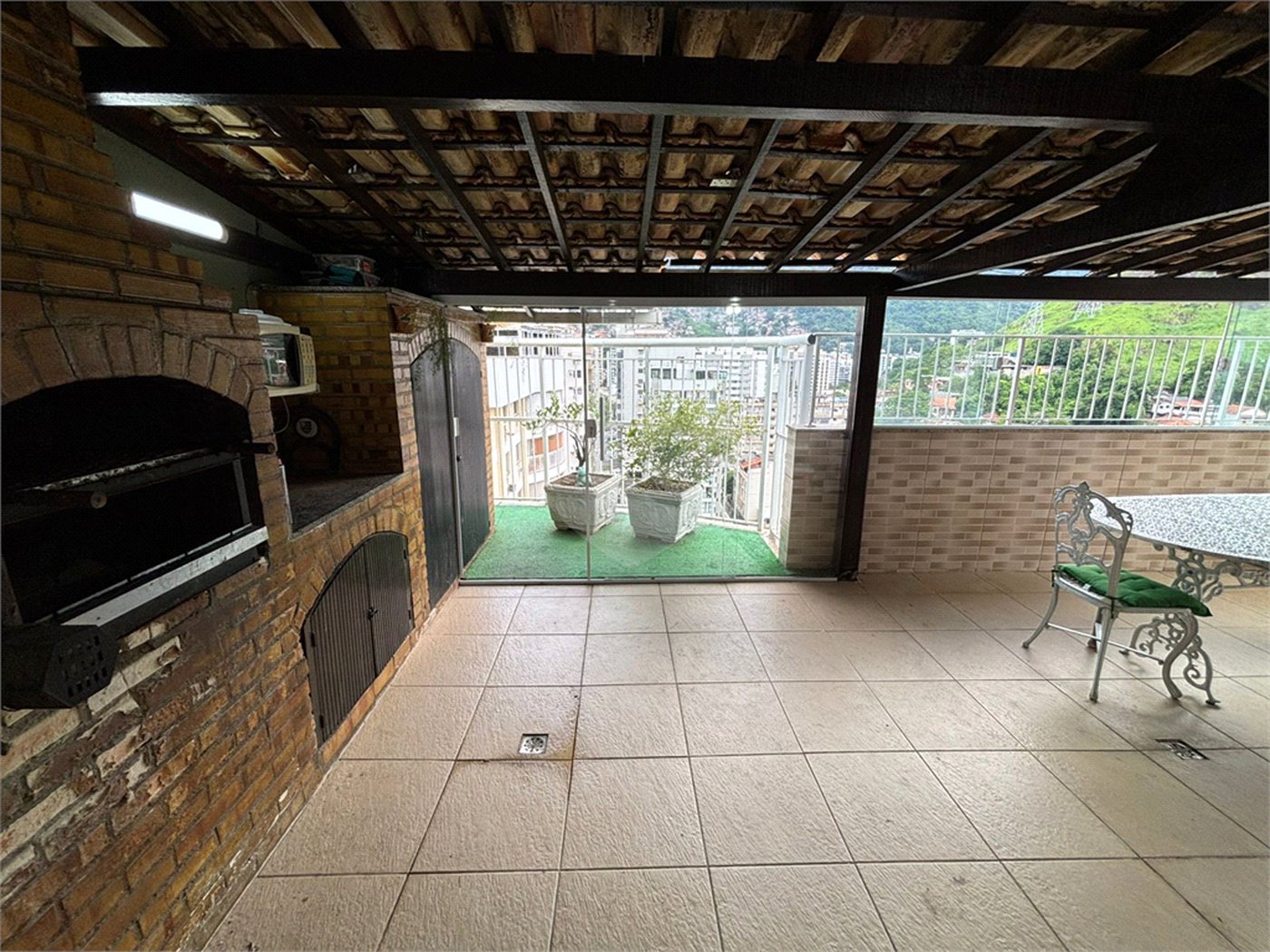 Cobertura à venda com 4 quartos, sendo 2 suítes,  em Tijuca, Rio de Janeiro, RJ