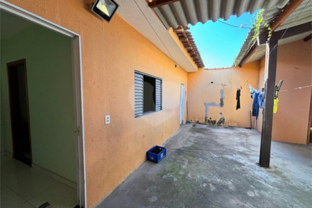 Casa à venda com 2 quartos, sendo 1 suíte, em Jardim da Cidade, Salto, SP