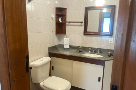 Apartamento à Venda na Vila Gumercindo – 93 m² | 3 Dormitórios | 1 Suíte | 2 Vagas