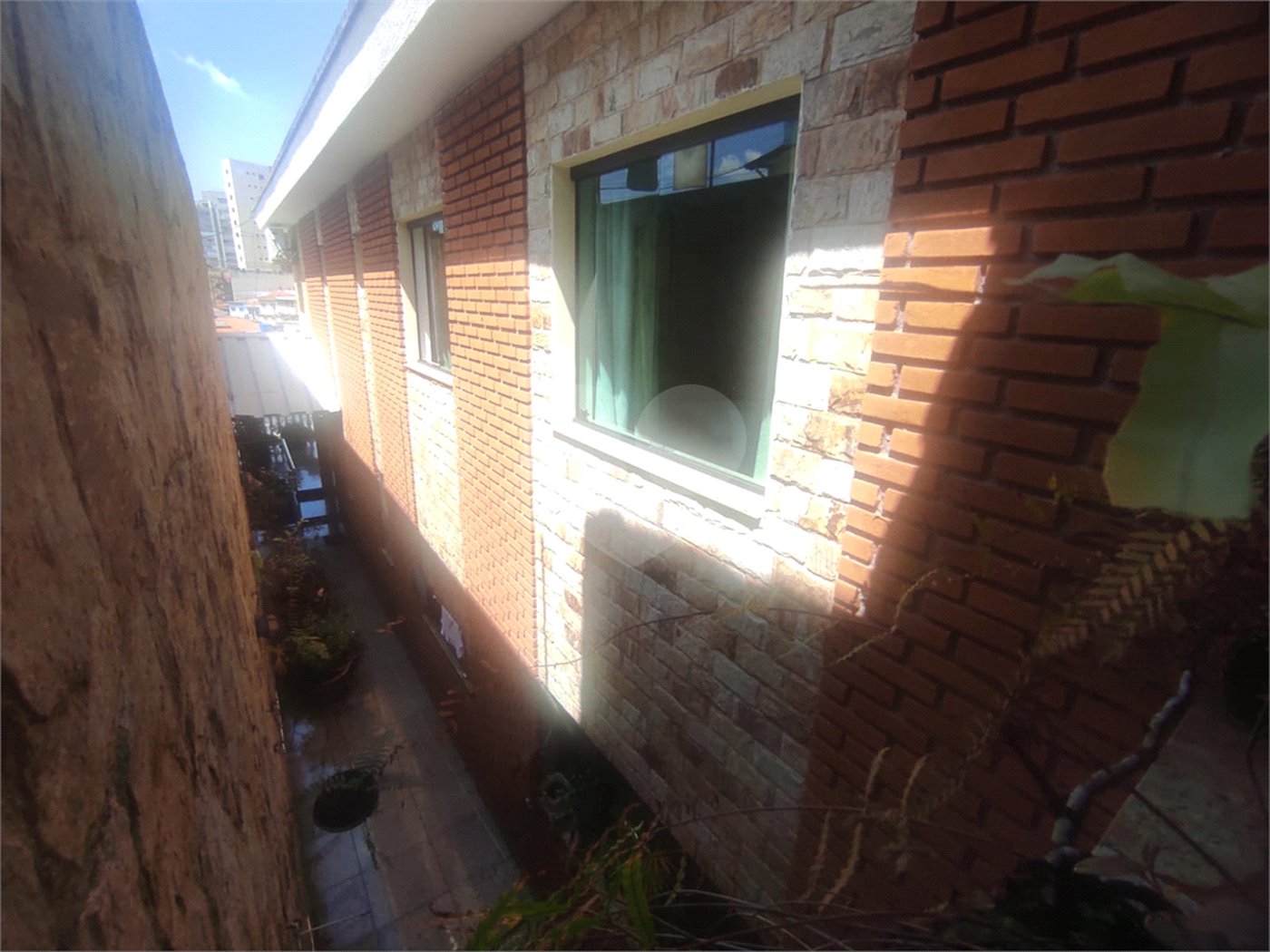 Sobrado à venda com 3 quartos, sendo 1 suíte,  em Vila Paiva, São Paulo, SP