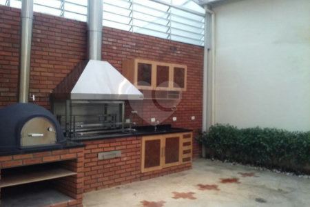 Casa à venda com 4 quartos, sendo 1 suíte, em Jardim Paulista, São Paulo, SP