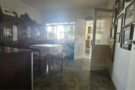 Sobrado à venda ou para alugar com 5 quartos, sendo 3 suítes, em Pacaembu, São Paulo, SP