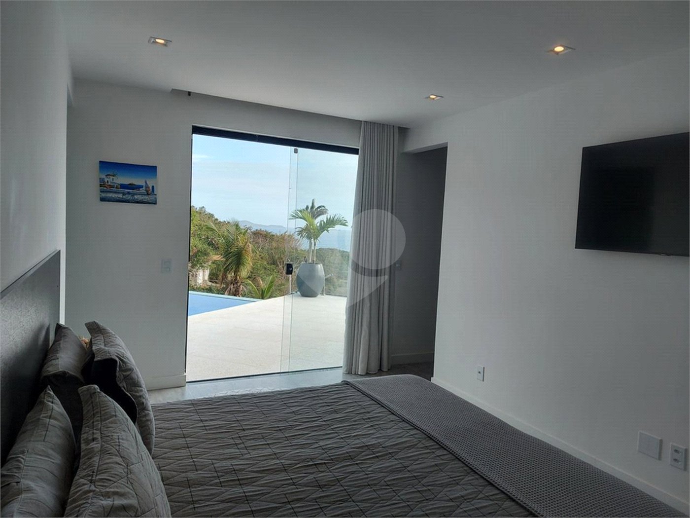 Casa à venda com 4 quartos, sendo 3 suítes, em Albatroz, Armação dos Búzios, RJ