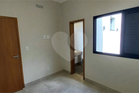 Casa Térrea à venda com 3 suítes em Jardim Valencia, Ribeirão Preto, SP