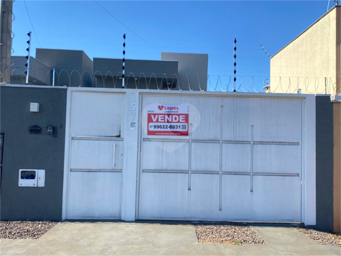 Casa à venda com 3 quartos, sendo 1 suíte, em Ipê, Três Lagoas, MS