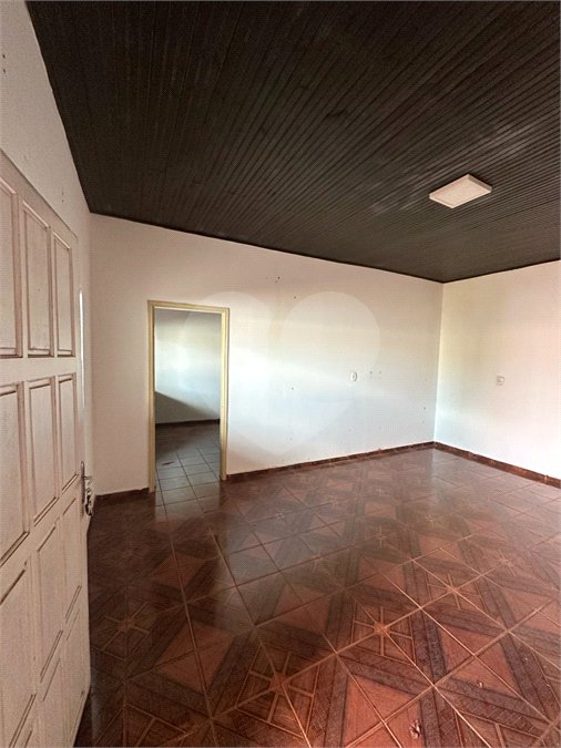 Casa à venda com 2 quartos em Jardim das Rosas, Ponta Porã, MS