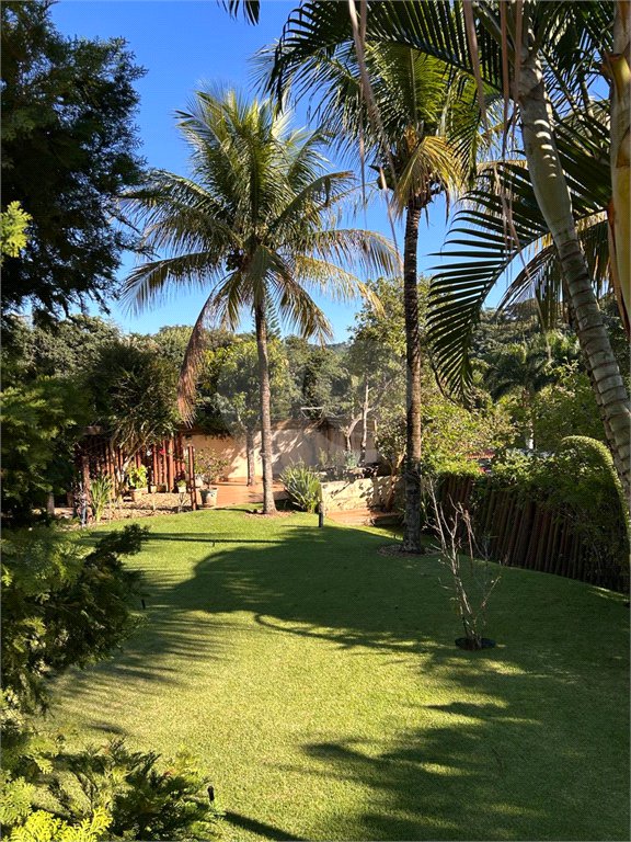 Casa à venda ou para alugar com 3 quartos, sendo 1 suíte, no condomínio Recanto Florido, Vinhedo - SP