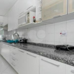Apartamento à venda com 3 quartos, sendo 1 suíte,  em Jardim Monte Kemel, São Paulo, SP